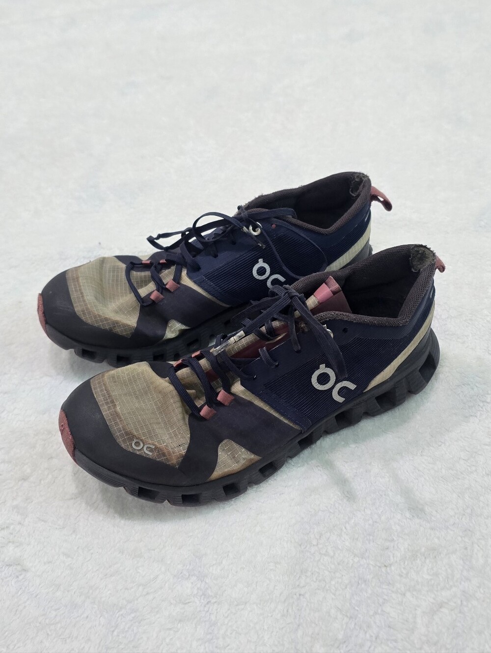 Women's On Cloud Sneakers X Shift Cloudtec Lightweight Maroon/Navy Shoes Size 6